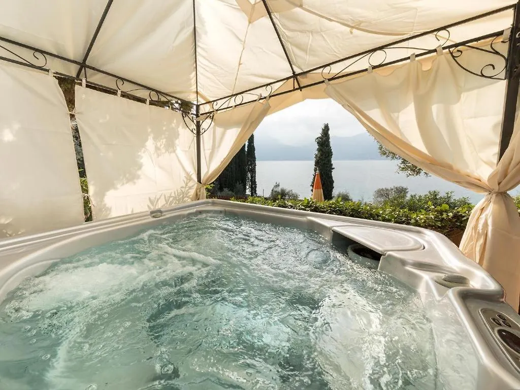 Apartments & Pool & Wellness Pool Pai 0*,